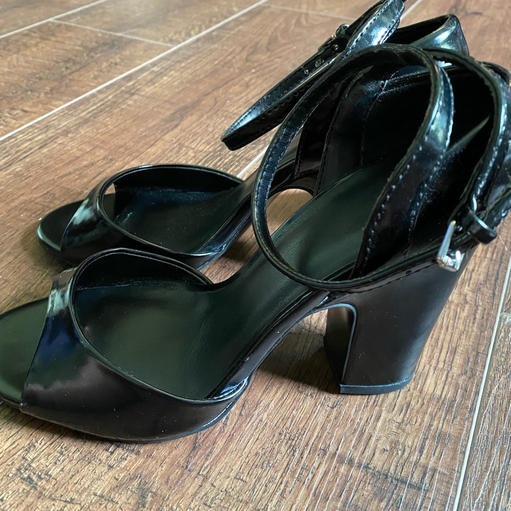 Zara Patent Black Cross-strap Heeled Sandal